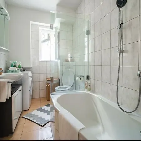 Nest - Hell Und Gemuetlich Im Herzen Fuldas * Fulda