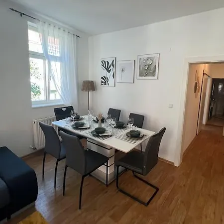 Nest - Hell Und Gemuetlich Im Herzen Fuldas شقة