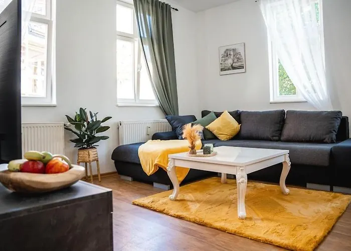 Nest - Hell Und Gemütlich Im Herzen Fuldas Fulda